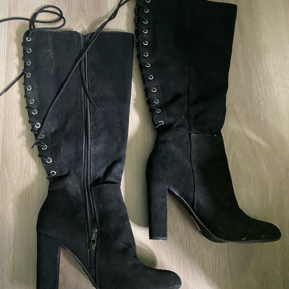 Black Knee-High Lace-Up Boots